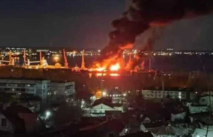 В Новочеркасске открыли мемориальные доски в честь погибших на БДК «Новочеркасск»